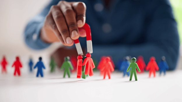 CRMهای حرفهای چه قابلیتهایی دارند؟